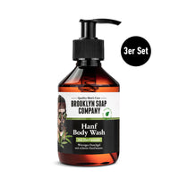 Das Hanf Body Wash im Vorratspack für Männer von der Brooklyn Soap Company enthält echtes Hanfwasser. Mit seinem charismatischen Duft nach Vetiver, Orange und Thymian
reinigt es sanft aber gründlich.